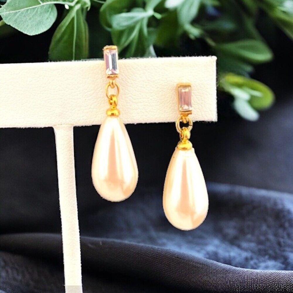 Vintage 1980s Pearl Drop Earrings Gold Tone Crystal Pierced - 1P